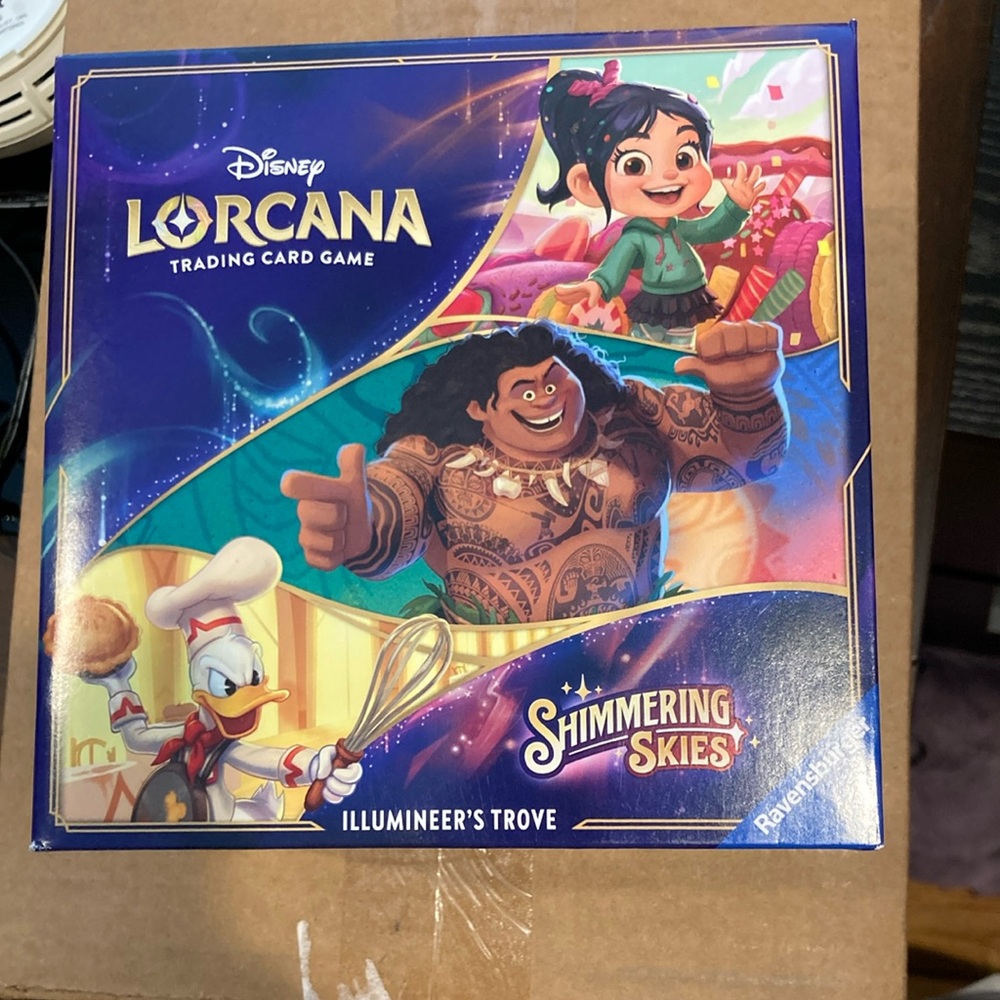 Disney Lorcana Trading Card Game - Shimmering Skies Trove
